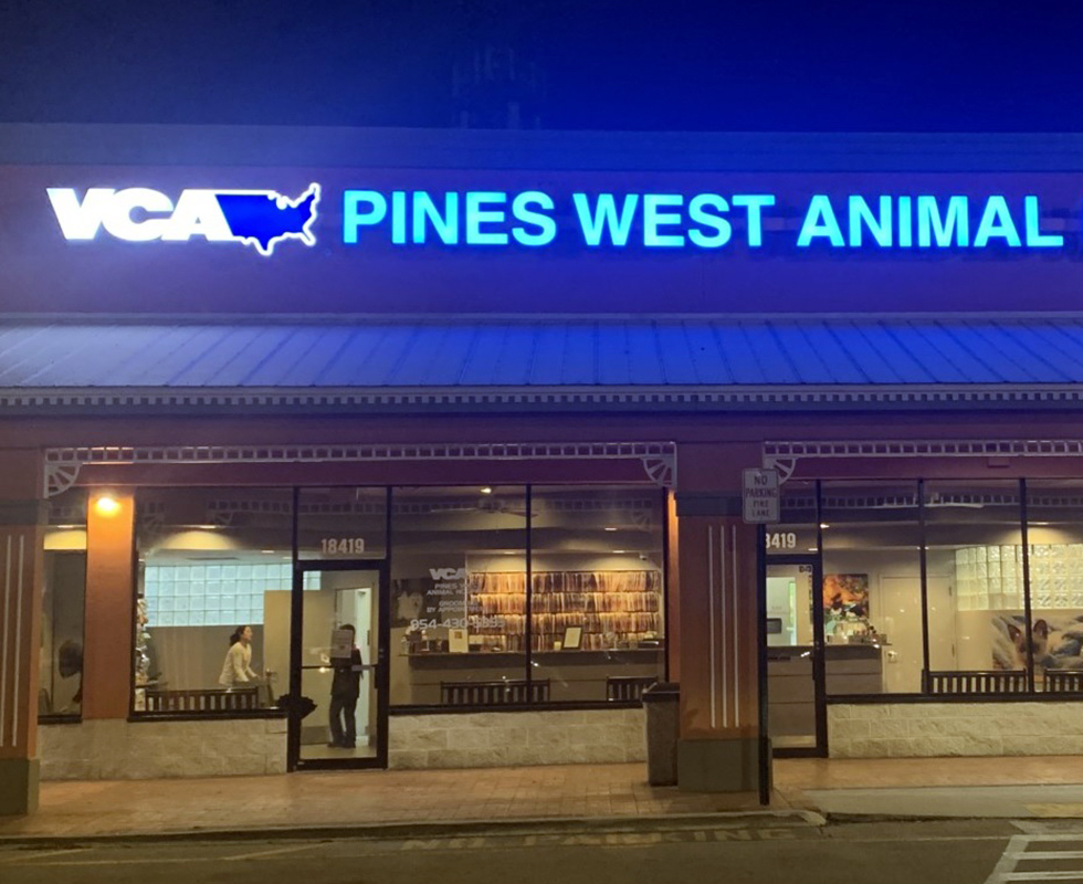 VCA Pines West Animal Hospital