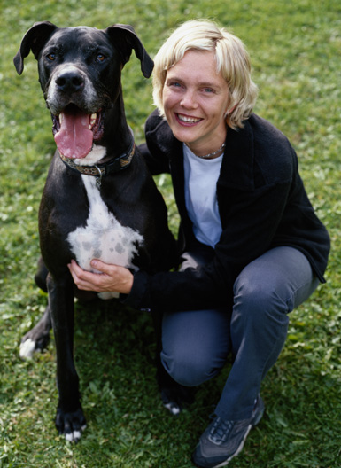 aggression_in_dogs_-_toward_family_members_2 aggression_in_dogs_-_toward_family_members_2